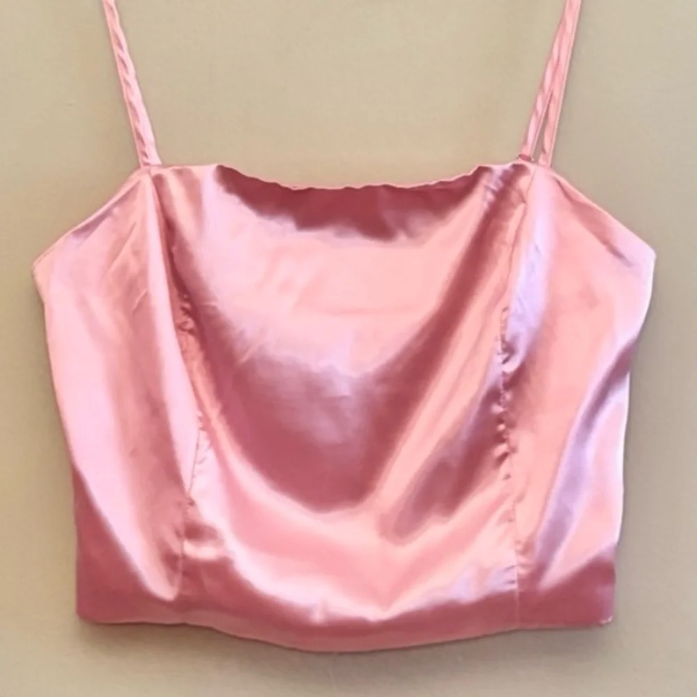 Wet Seal Pink Satin Bustier-Style Crop Top w Smocked Back – Size Medium EUC - Picture 3 of 10
